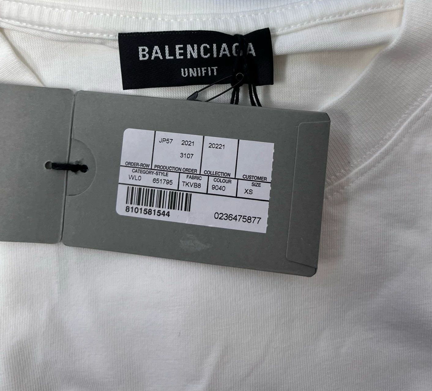 Balenciaga Balenciaga Destroyed Hole Short Sleeve T-shirt - dmc Size US XS / EU 42 / 0 - 5 Thumbnail