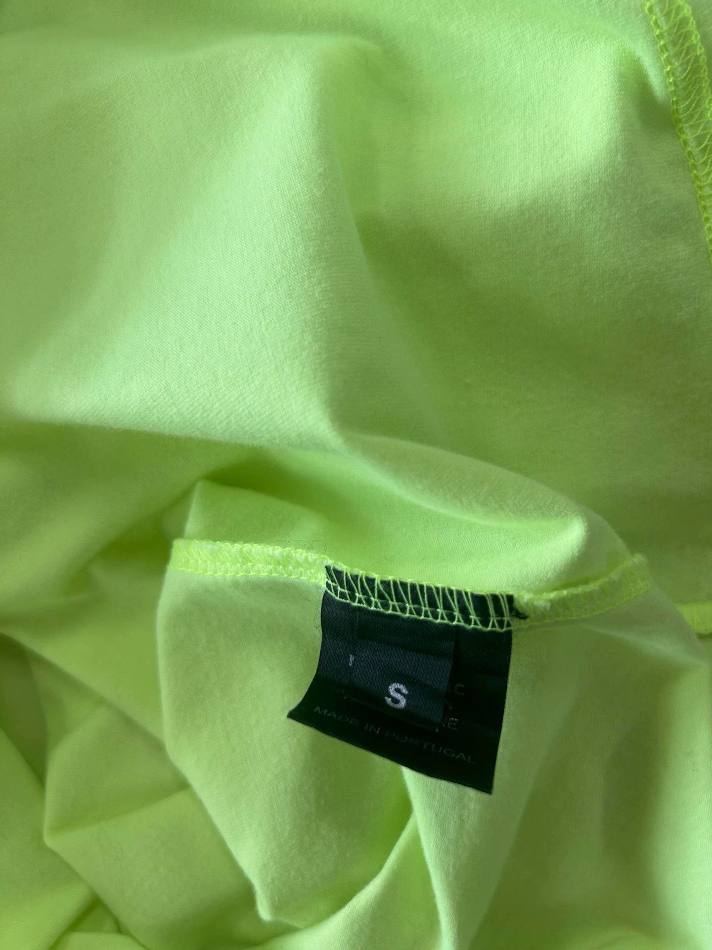Vetements Vetements 16ss Fluorescent Green Long-Sleeve T-Shirt - dmc Size US M / EU 48-50 / 2 - 4 Thumbnail