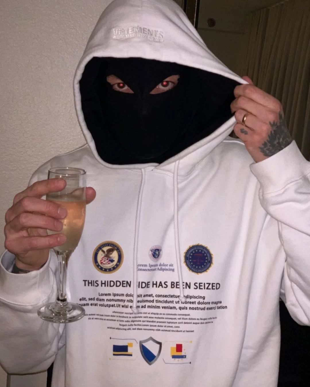 Vetements Vetements FW19 Runway Mask Hoodie - dmc Size US M / EU 48-50 / 2 - 4 Thumbnail