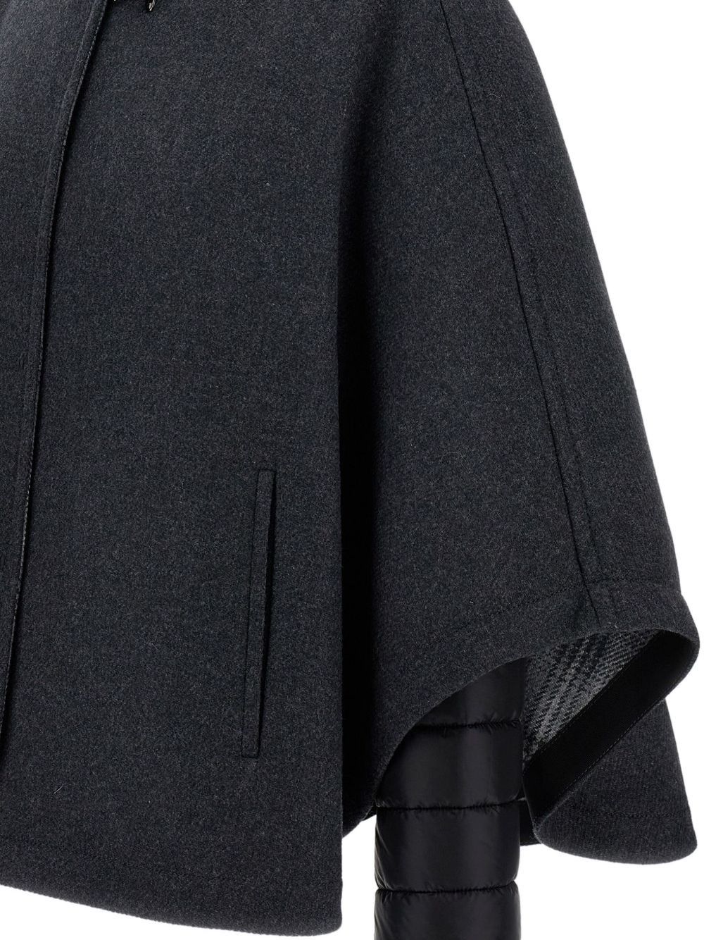 Fay REVERSIBLE CAPE Size M / US 6-8 / IT 42-44 - 3 Thumbnail
