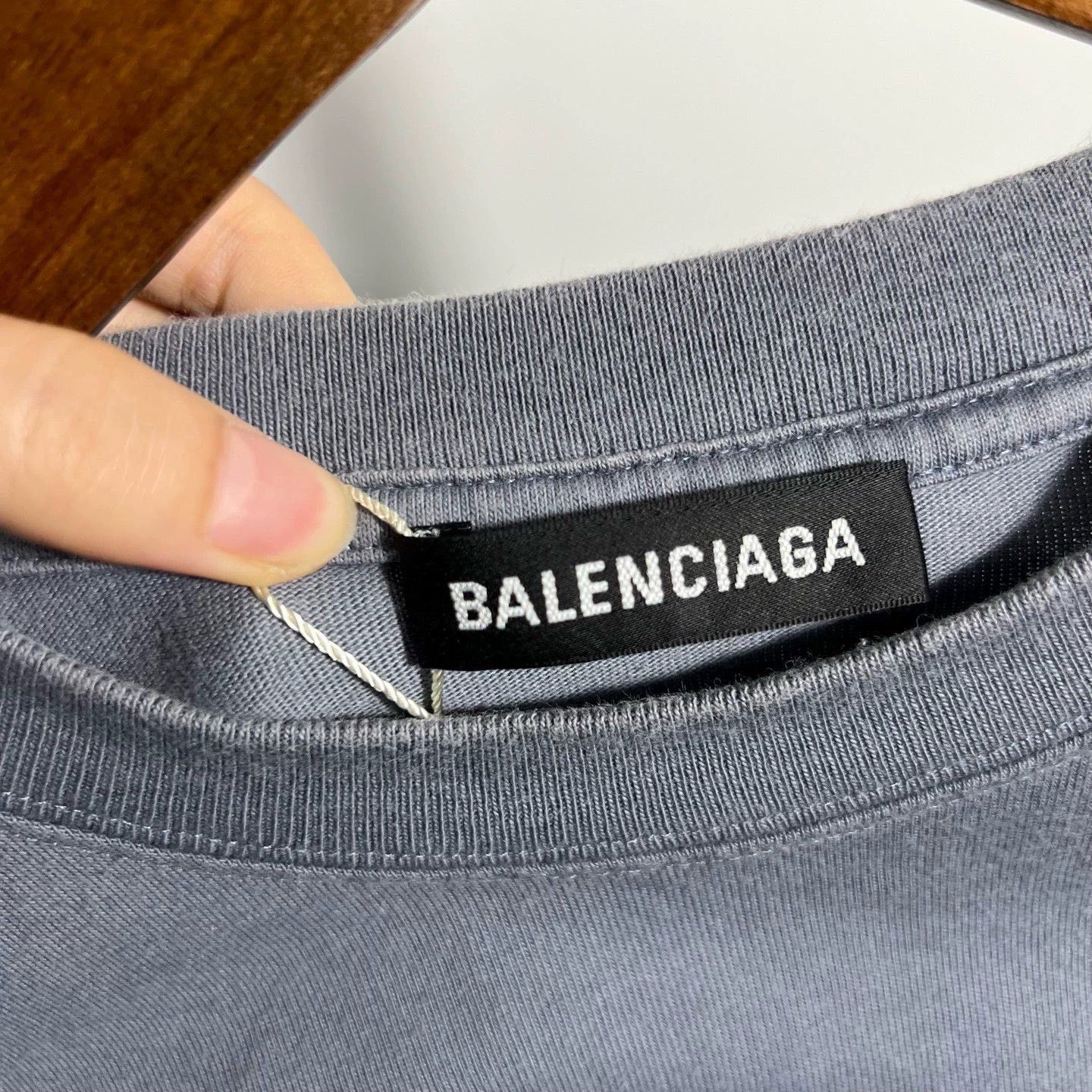 Balenciaga Balenciaga Small Logo Short Sleeve Tee - dmc Size US XS / EU 42 / 0 - 3 Thumbnail