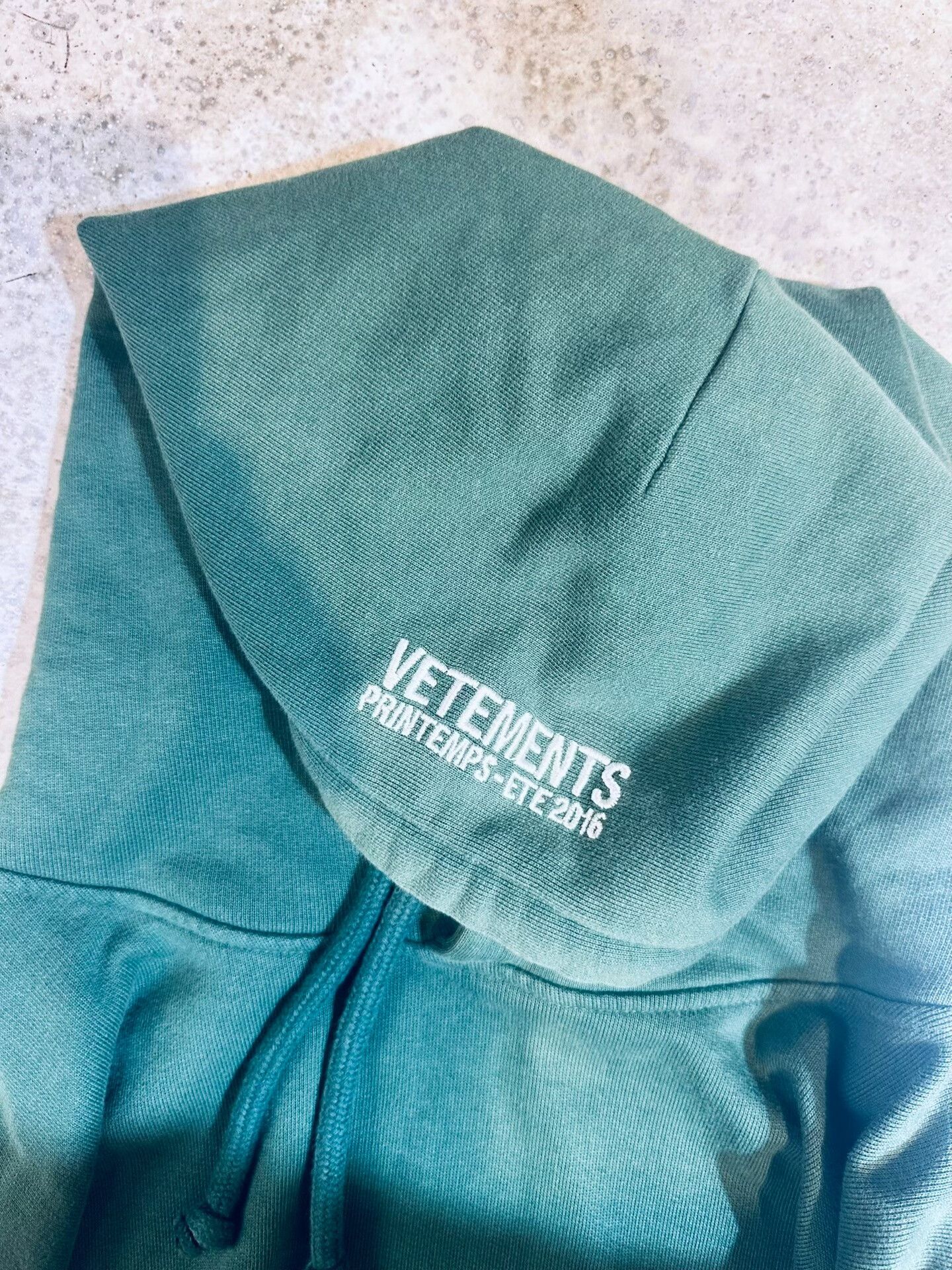 Vetements Vetements SS16 Religious Hooded Sweatshirt - dmc Size US M / EU 48-50 / 2 - 5 Thumbnail