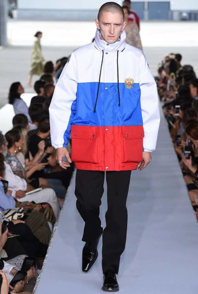 Vetements Vetements 2019 Russia Parka - dmc Size US L / EU 52-54 / 3 - 5 Thumbnail