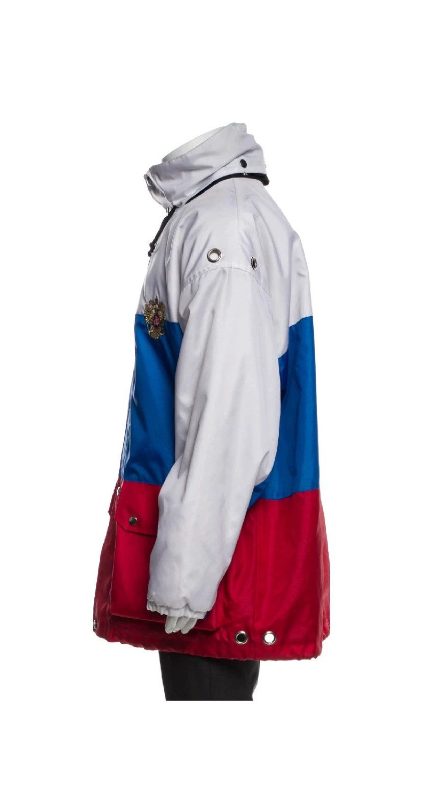Vetements Vetements 2019 Russia Parka - dmc Size US L / EU 52-54 / 3 - 3 Thumbnail