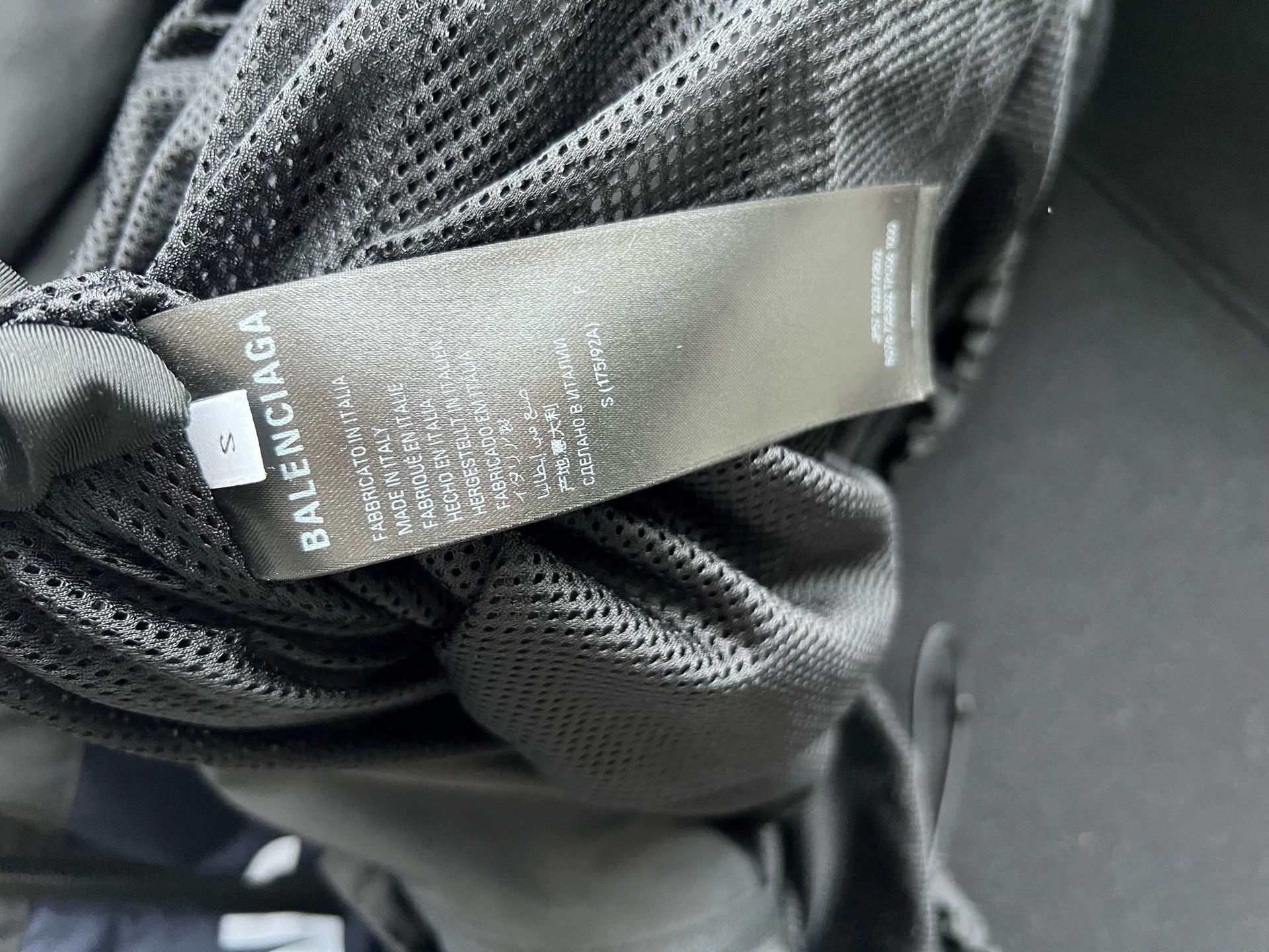 Balenciaga Balenciaga Classic Logo Windbreaker - dmc Size US S / EU 44-46 / 1 - 2 Thumbnail