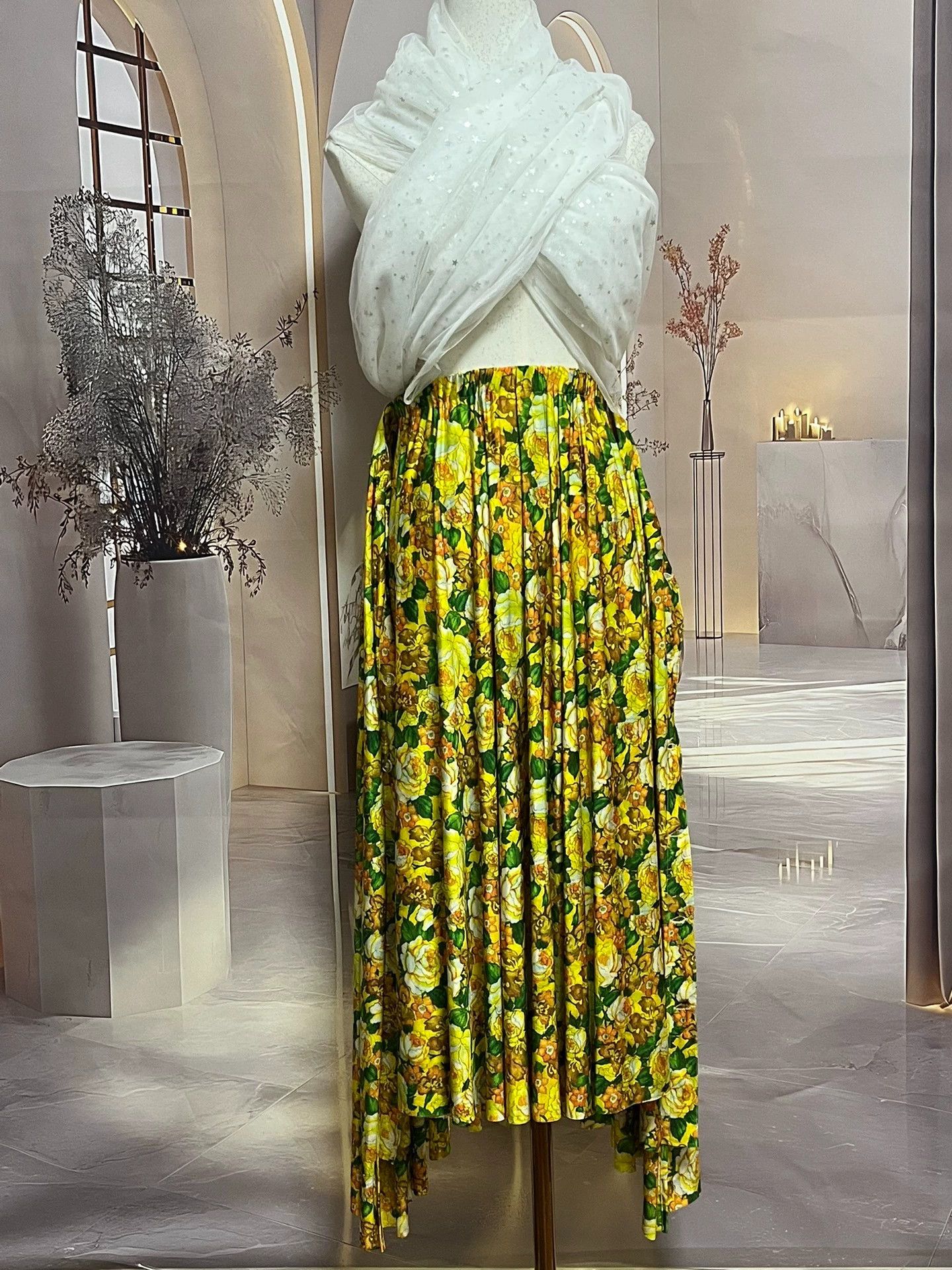 Vetements Vetements Yellow Floral Skirt S - dmc Size US 26 / EU 42 - 3 Thumbnail