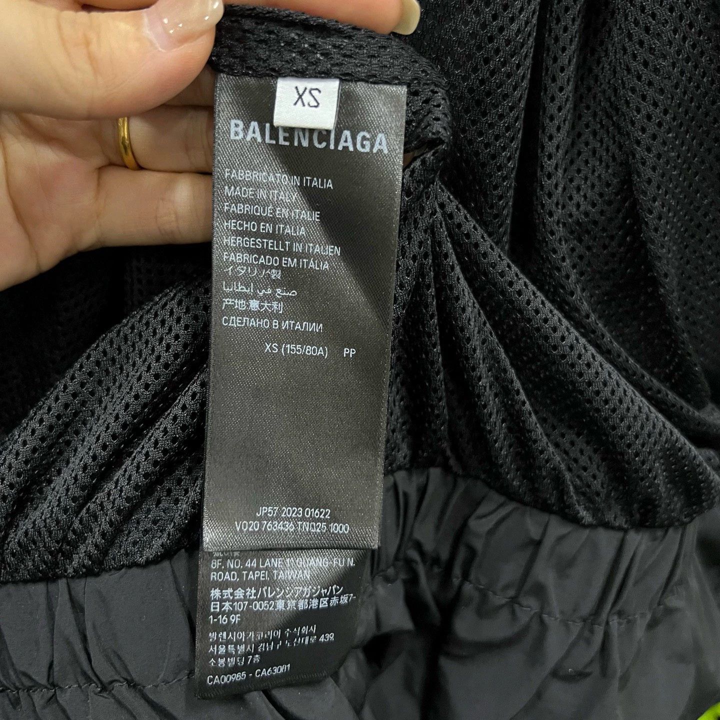 Balenciaga Balenciaga Black Embroidered Logo Jacket - dmc Size US XS / EU 42 / 0 - 4 Thumbnail