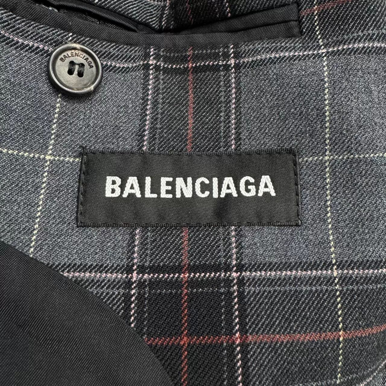 Balenciaga Balenciaga Plaid Checkered Blazer Jacket - dmc Size US L / EU 52-54 / 3 - 2 Thumbnail