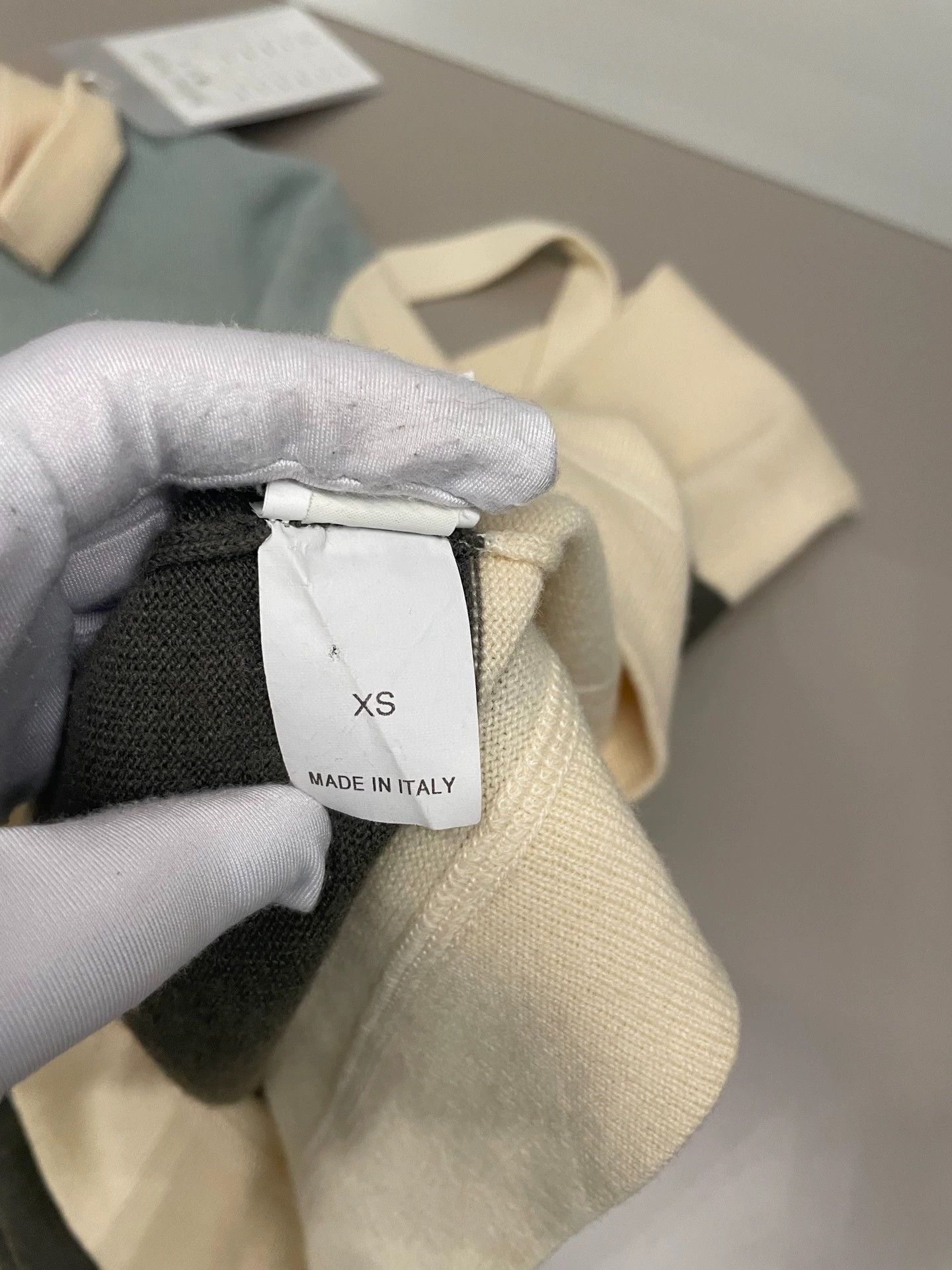 Brunello Cucinelli Brunello Cucinelli Beige Colorblock Sweater XS - dmc Size US XS / EU 42 / 0 - 5 Thumbnail
