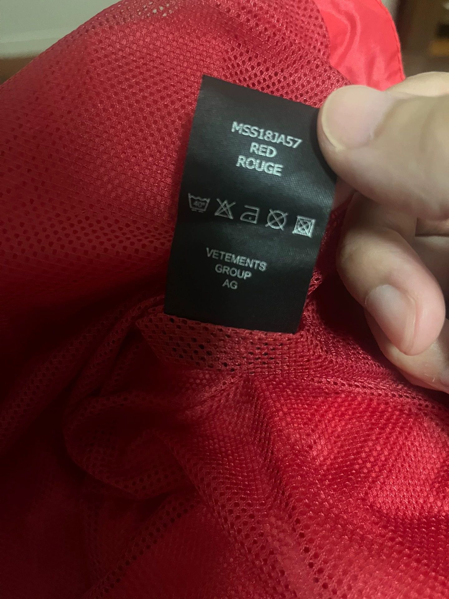 Vetements VETEMENTS 2018SS Red Windbreaker Jacket XS - dmc Size US XS / EU 42 / 0 - 7 Thumbnail