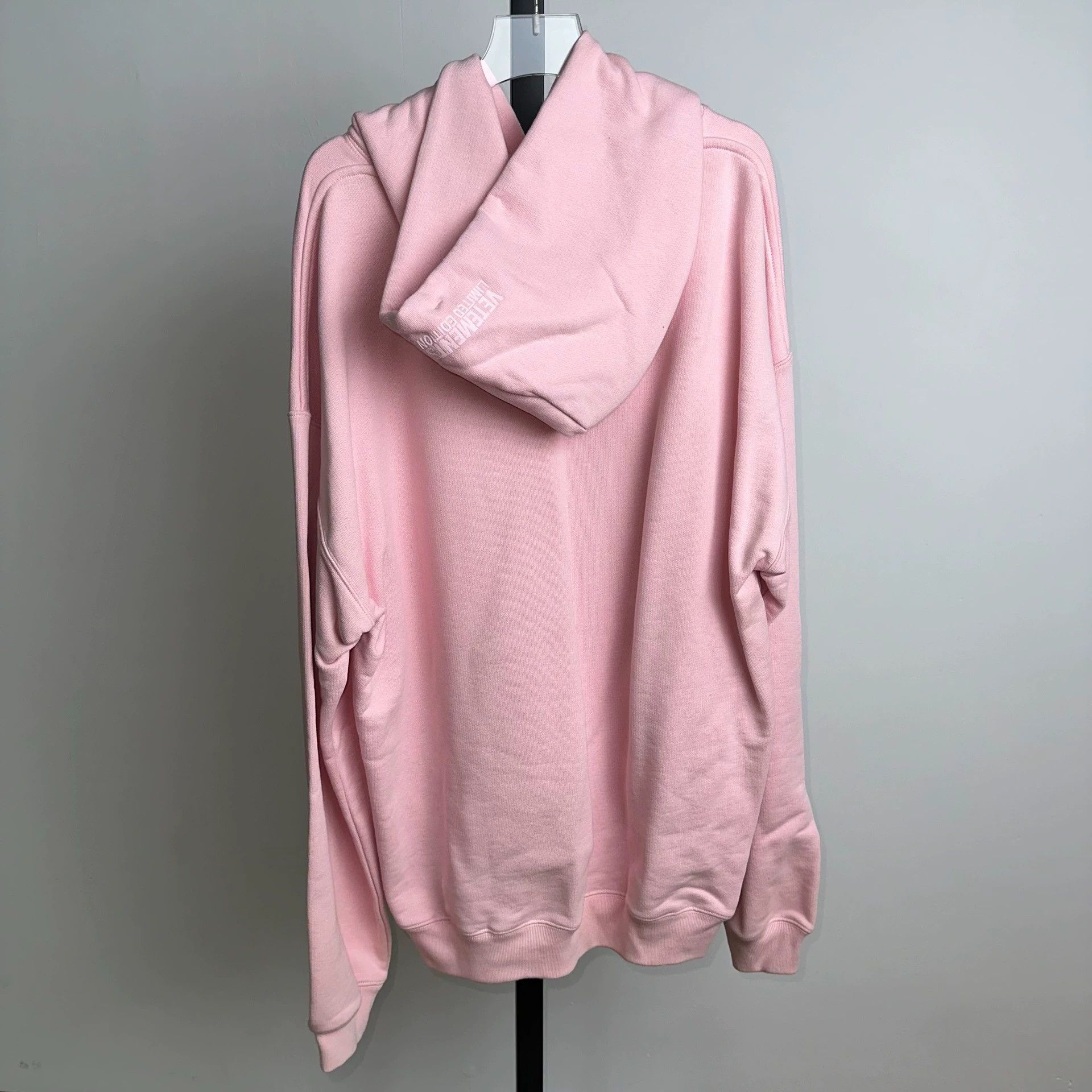 Vetements VETEMENTS Pink Reflective Hoodie XS - dmc Size US XS / EU 42 / 0 - 4 Thumbnail
