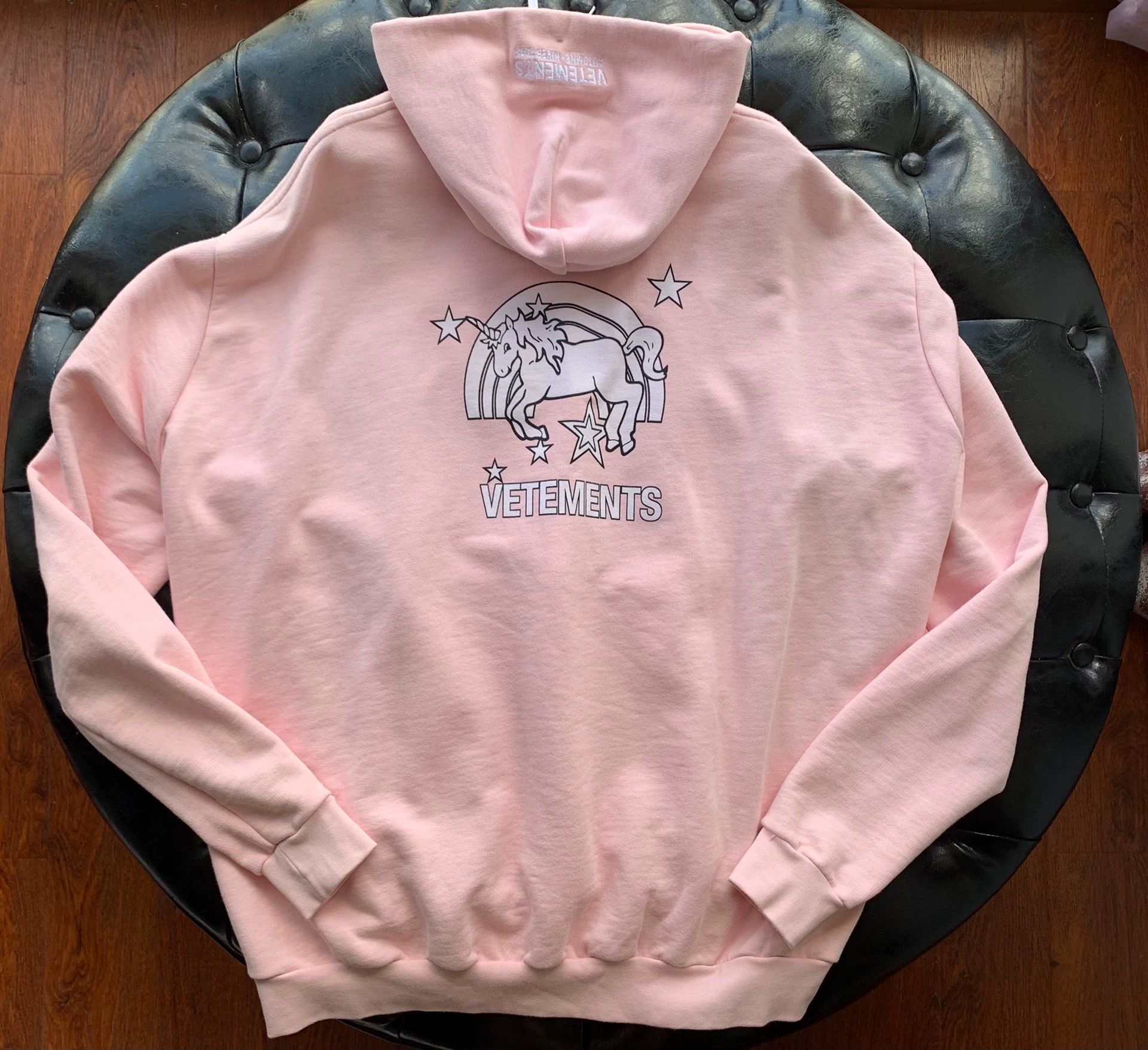 Vetements VETEMENTS Oversize Pink Unicorn Hoodie - dmc Size US S / EU 44-46 / 1 - 5 Thumbnail