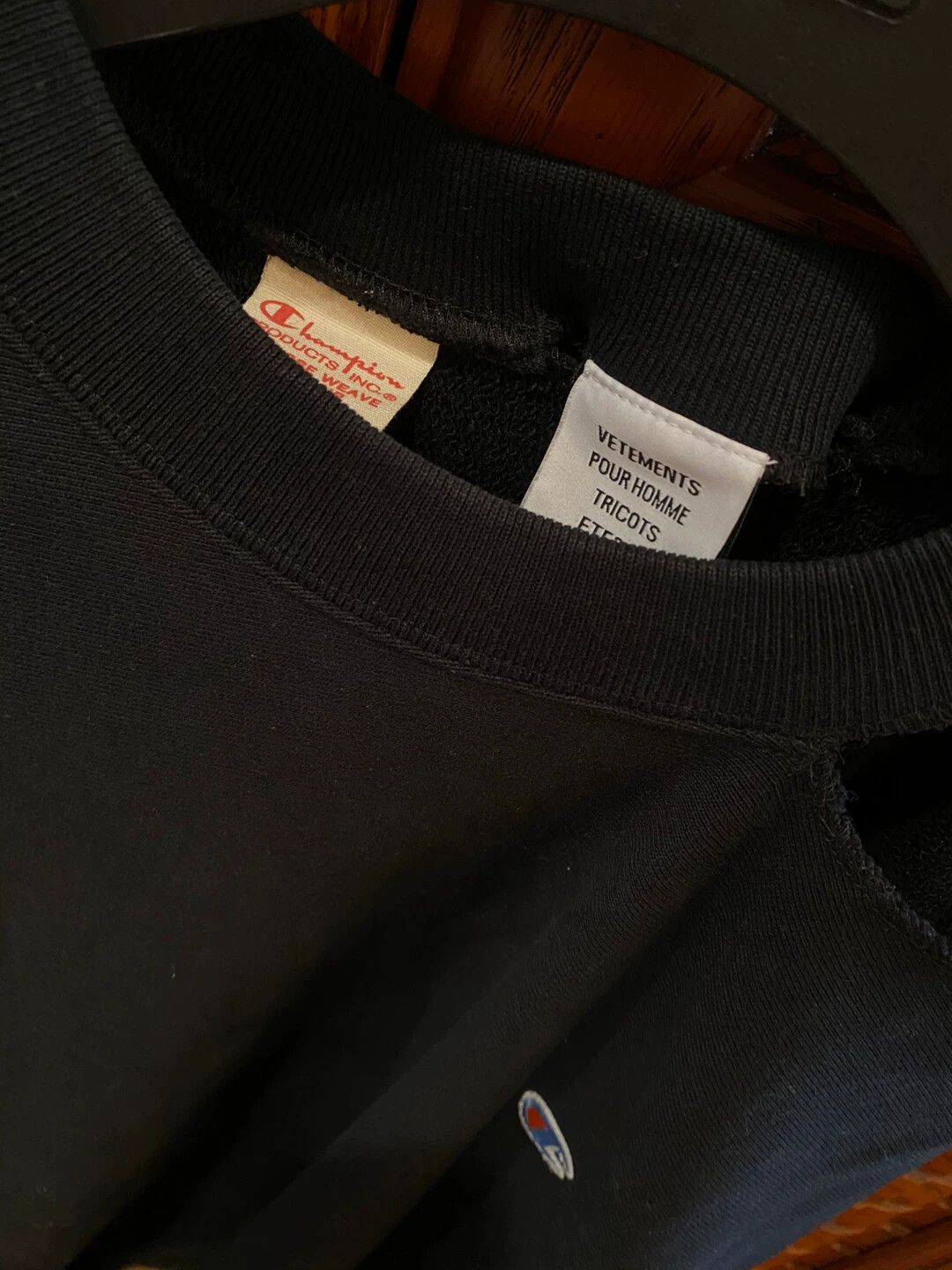 Vetements VETEMENTS Cold Shoulder Sweatshirt - dmc Size US L / EU 52-54 / 3 - 2 Thumbnail