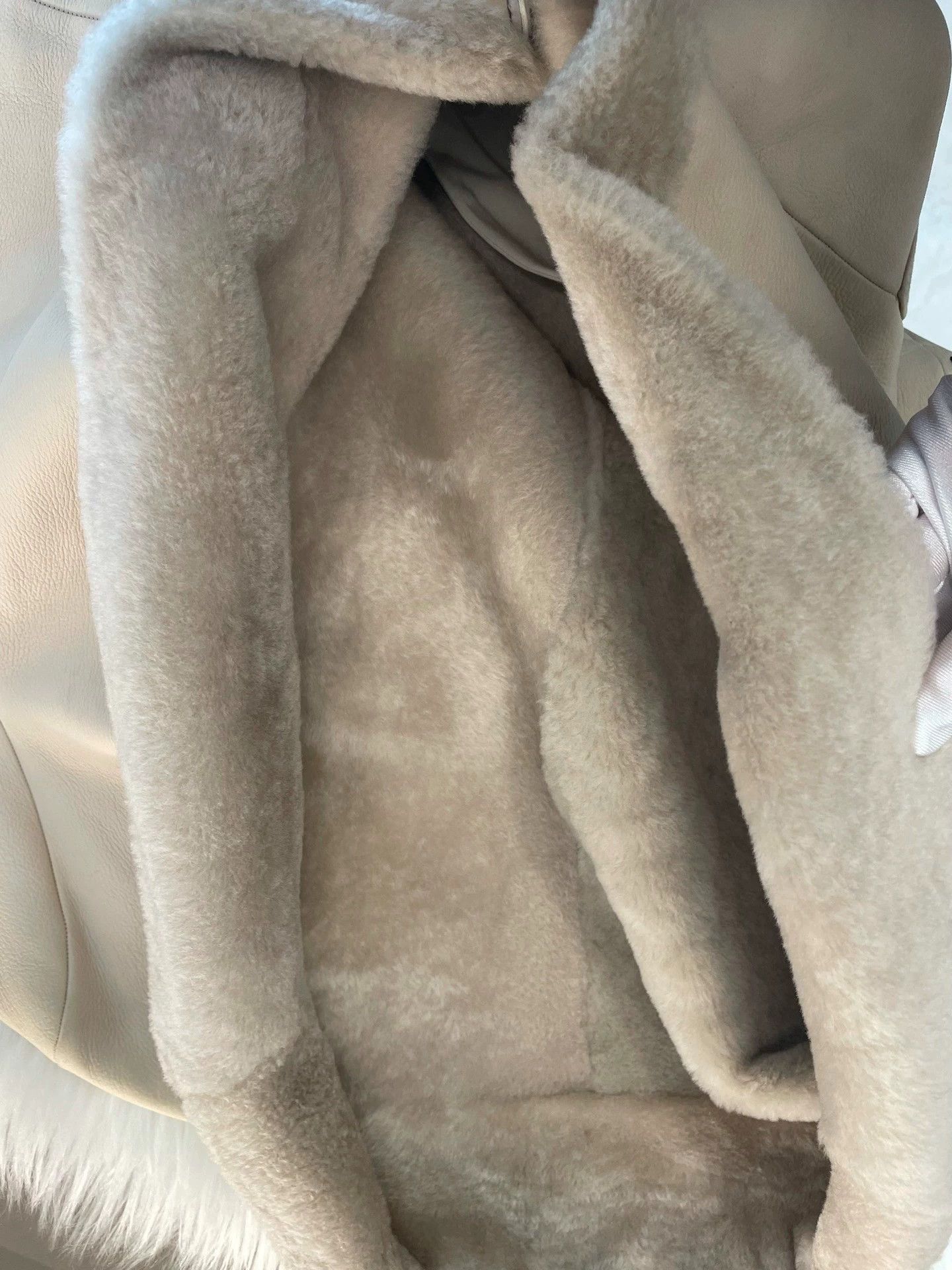 Brunello Cucinelli Brunello Cucinelli Beige Shearling Coat - dmc Size US XL / EU 56 / 4 - 6 Thumbnail