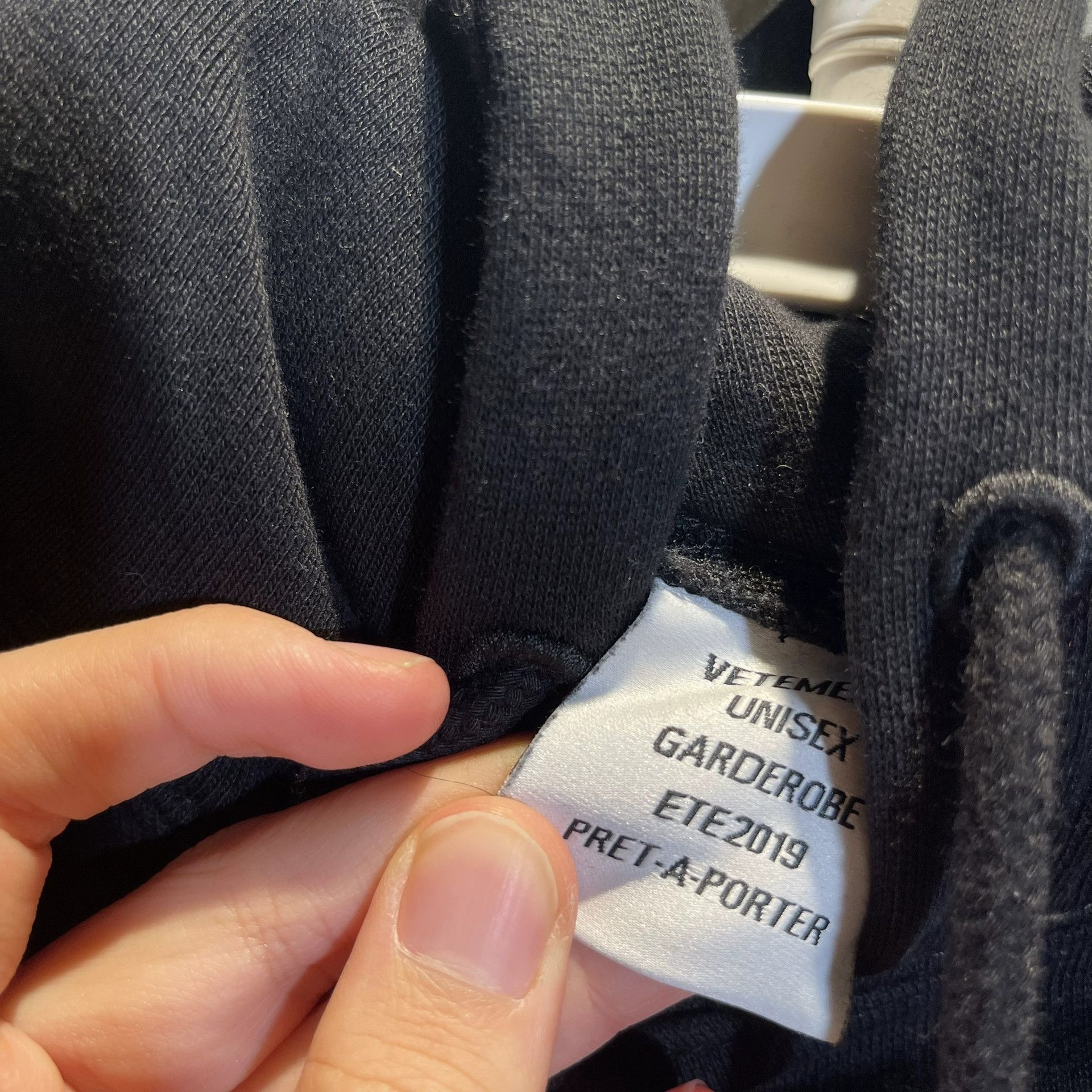 Vetements Vetements 2019 Embroidered Target Hoodie - dmc Size US S / EU 44-46 / 1 - 8 Thumbnail