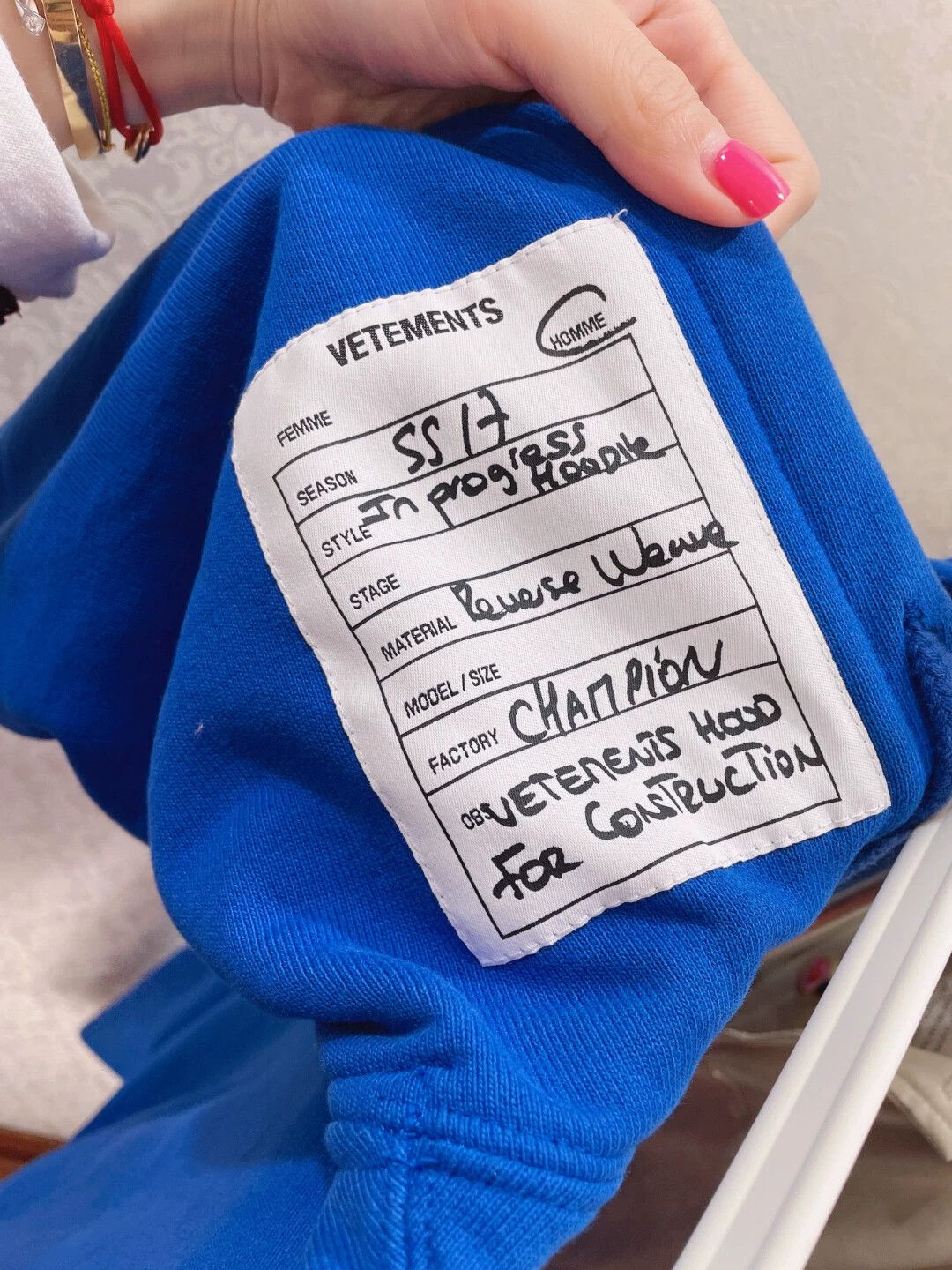 Vetements Vetements Champion Collaboration Sweatshirt - dmc Size US S / EU 44-46 / 1 - 4 Thumbnail