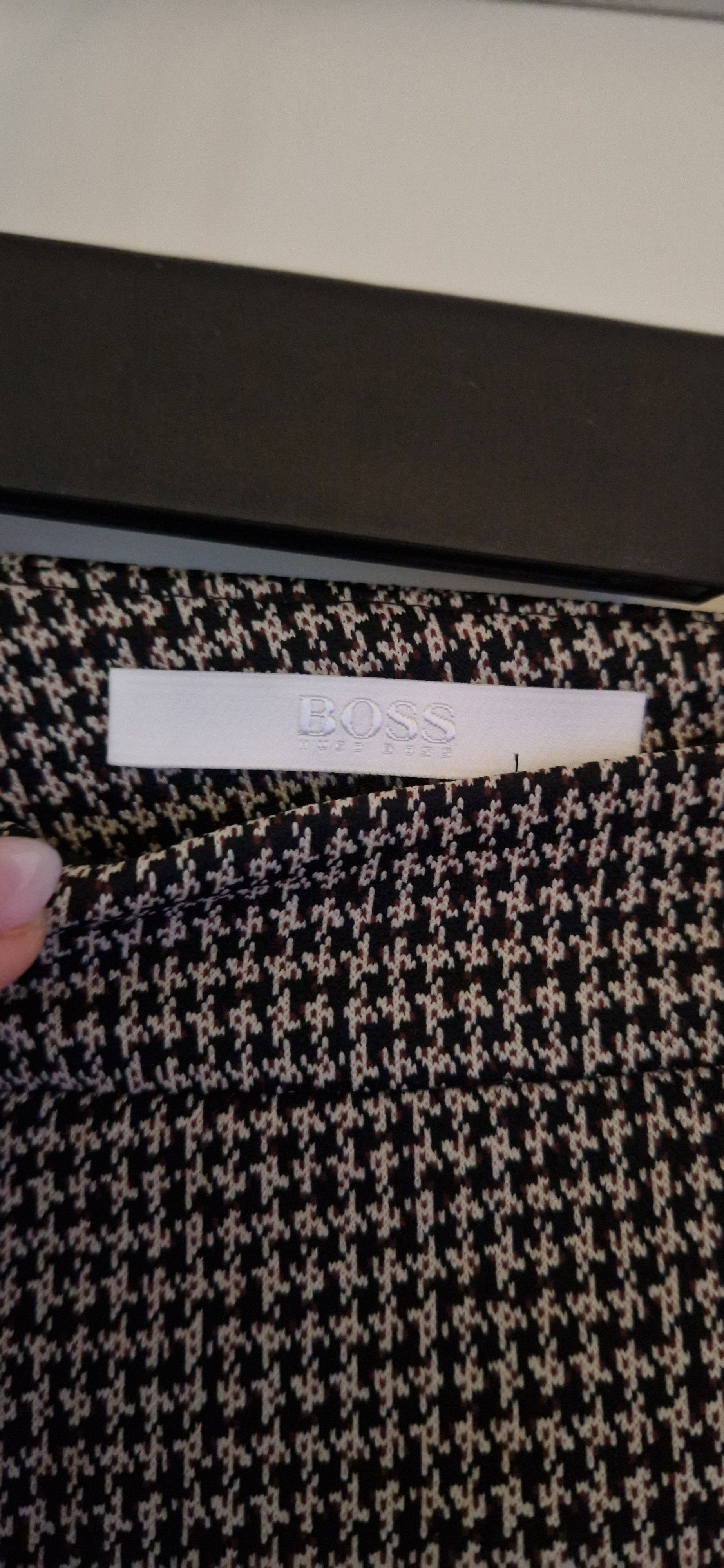 Hugo Boss Hugo Boss Pants Size 26" / US 2 / IT 38 - 2 Thumbnail