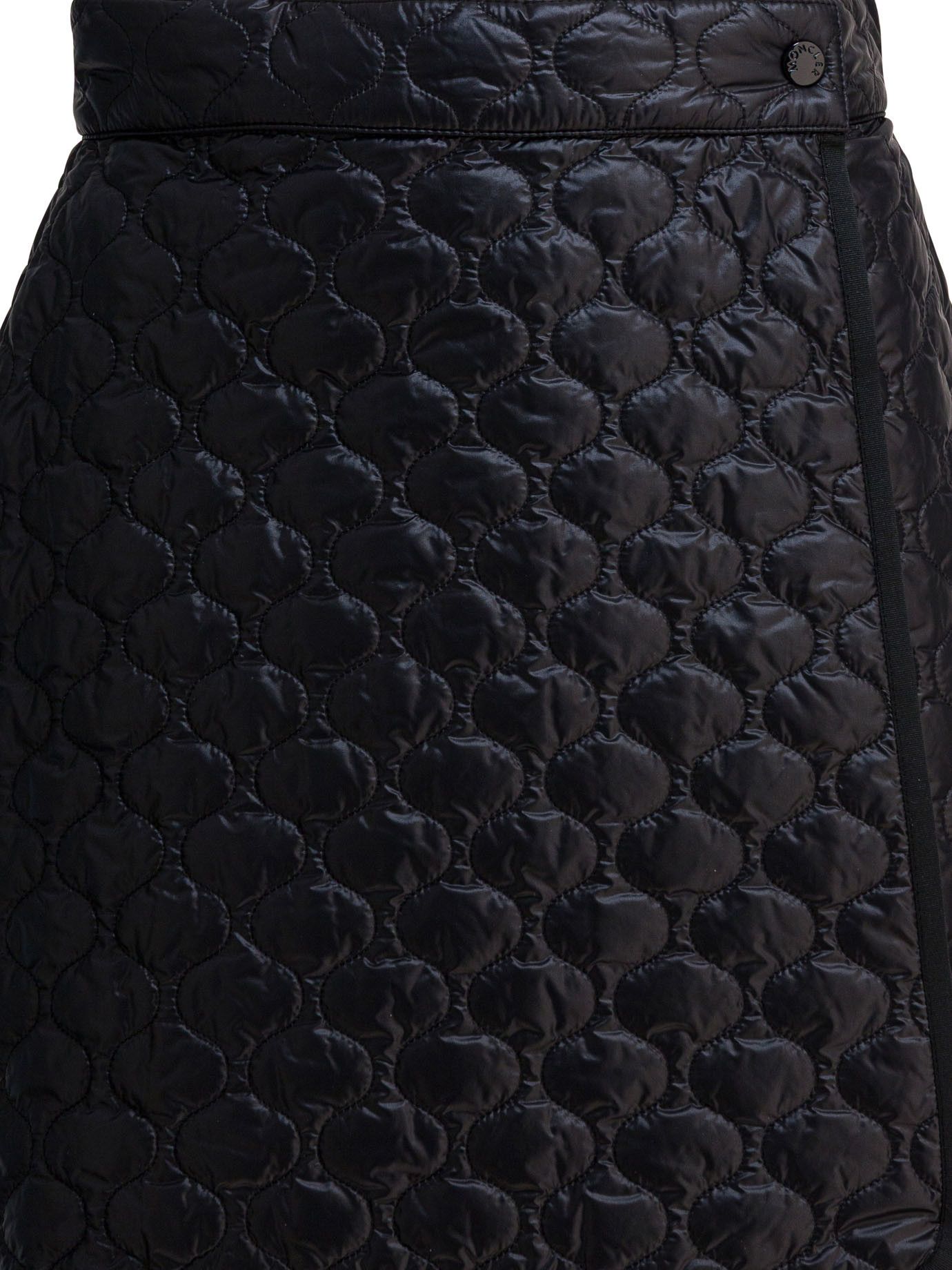 Moncler Moncler Quilted Wrap Skirt tag size 42 Women - USA Duties Paid Size 28" / US 6 / IT 42 - 3 Thumbnail