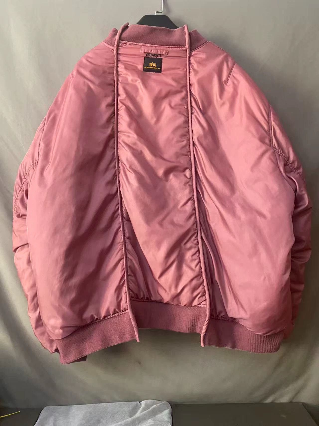 Vetements VETEMENTS 18ss Cotton Bomber Jacket - dmc Size US S / EU 44-46 / 1 - 4 Thumbnail