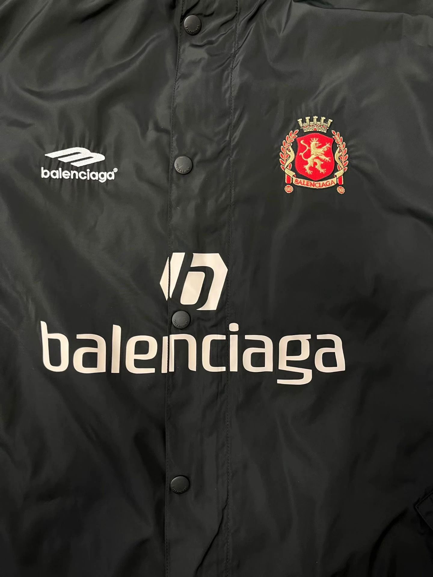 Balenciaga Balenciaga Manchester United Embroidered Jacket - dmc Size US S / EU 44-46 / 1 - 3 Thumbnail
