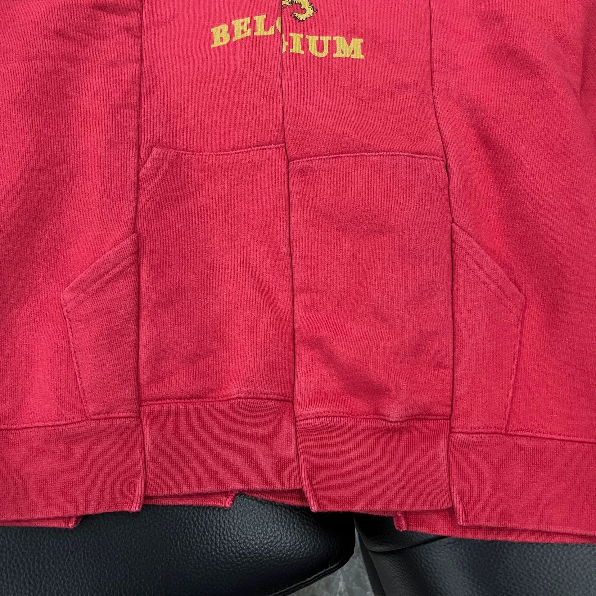 Vetements Vetements AW18 Deconstructed Red Hoodie - dmc Size US M / EU 48-50 / 2 - 6 Thumbnail