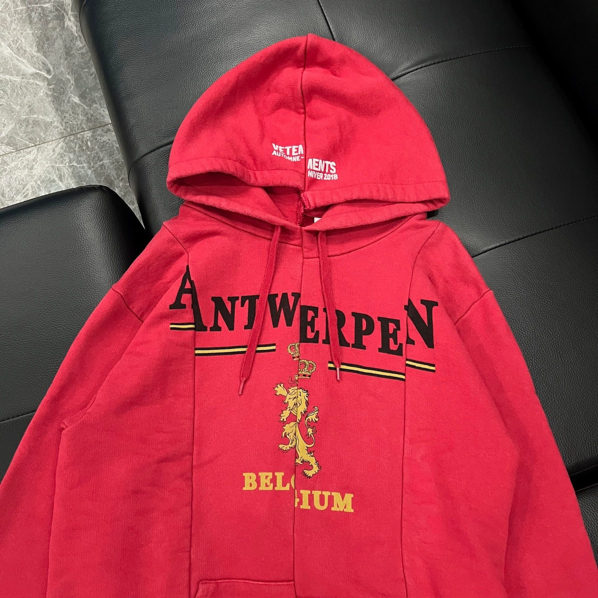 Vetements Vetements AW18 Deconstructed Red Hoodie - dmc Size US M / EU 48-50 / 2 - 3 Thumbnail