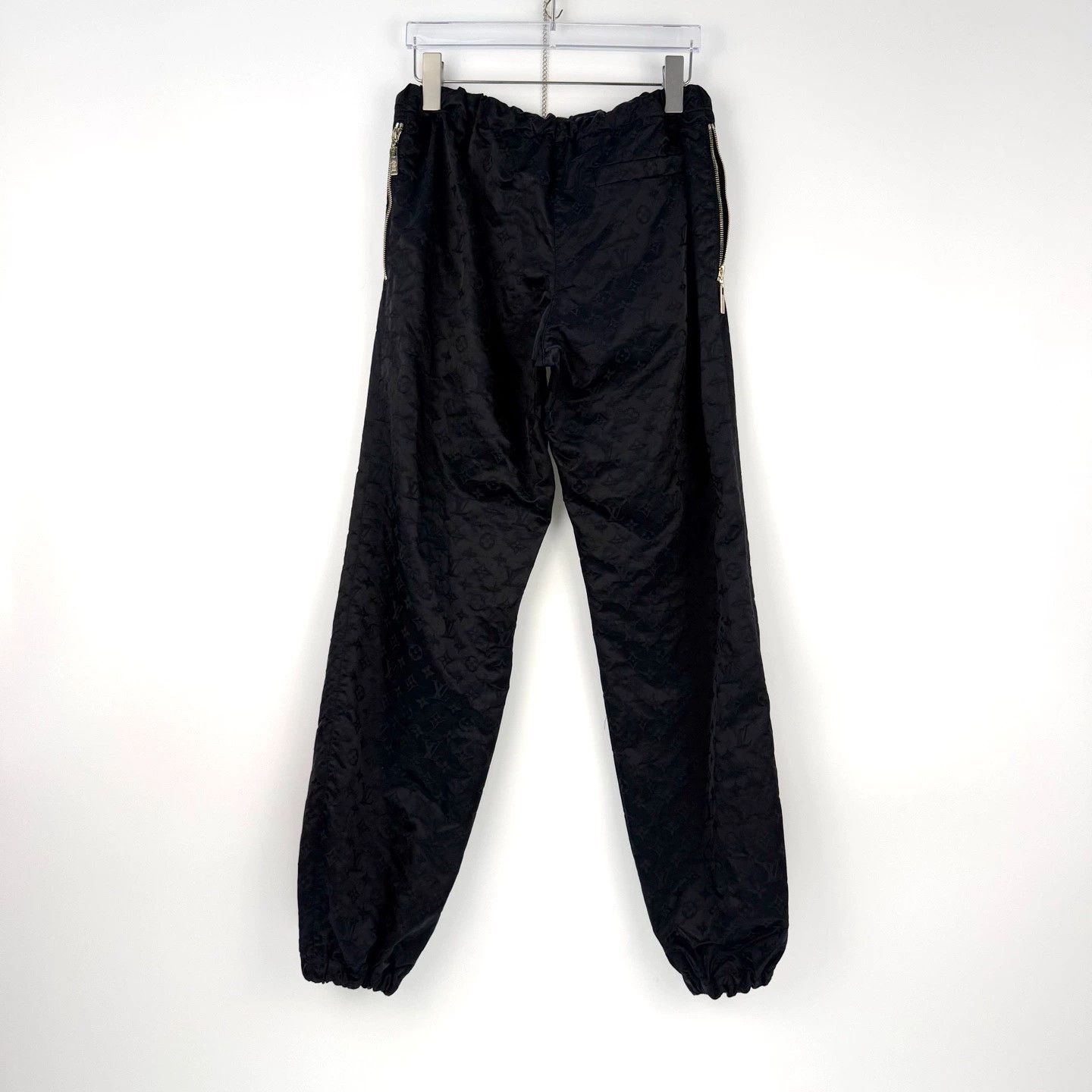 Louis Vuitton Louis Vuitton Black Logo Nylon Pants - dmc Size US 34 / EU 50 - 4 Thumbnail