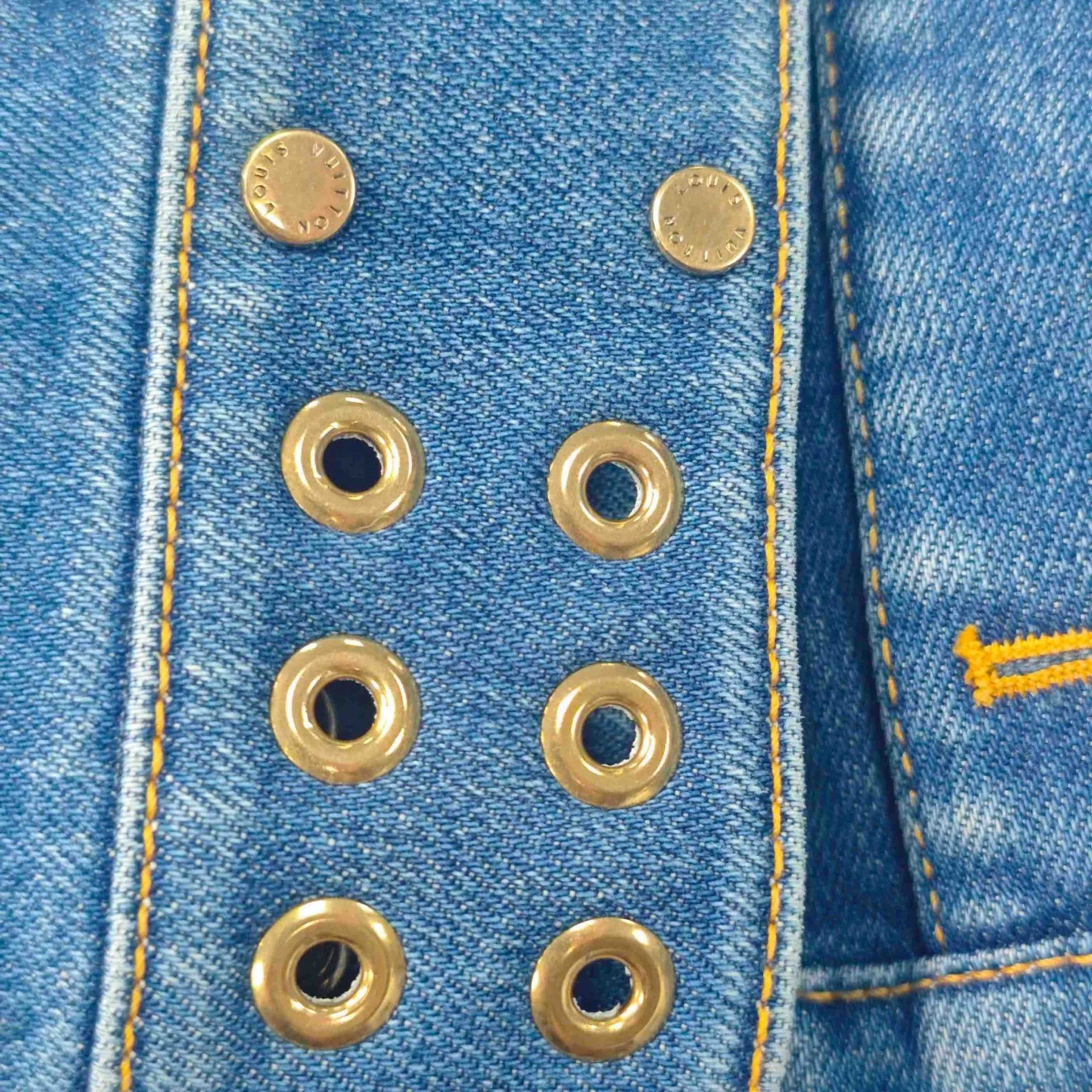 Louis Vuitton Louis Vuitton Washed Blue Denim Jacket With Rivets - dmc Size US M / EU 48-50 / 2 - 7 Thumbnail