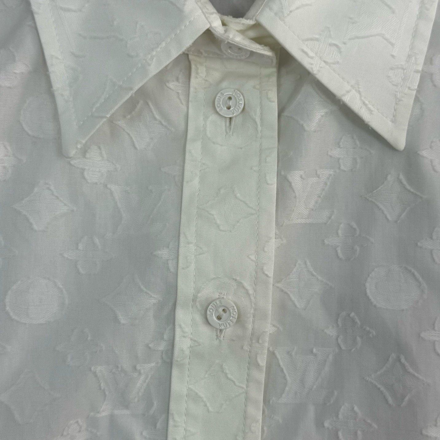 Louis Vuitton LV White Logo Pattern Button-Up Shirt - dmc Size US XS / EU 42 / 0 - 7 Thumbnail