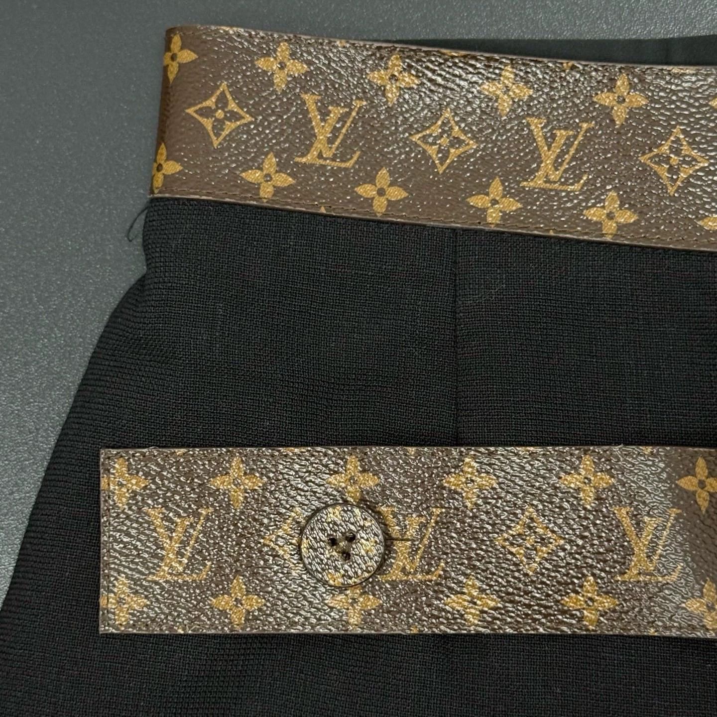 Louis Vuitton Louis Vuitton Black Monogram Wool Silk Skirt - dmc Size US 34 / EU 50 - 7 Thumbnail