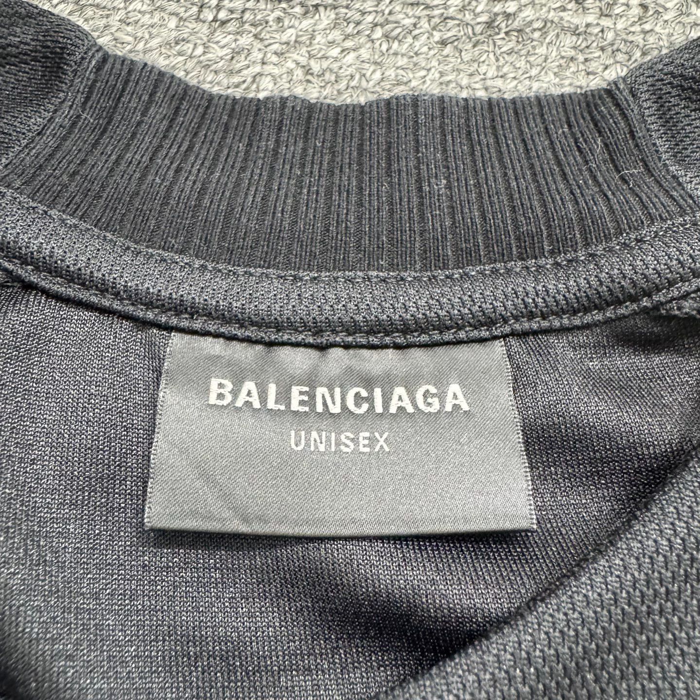 Balenciaga Balenciaga Manchester United Football Jersey - dmc Size US M / EU 48-50 / 2 - 3 Thumbnail