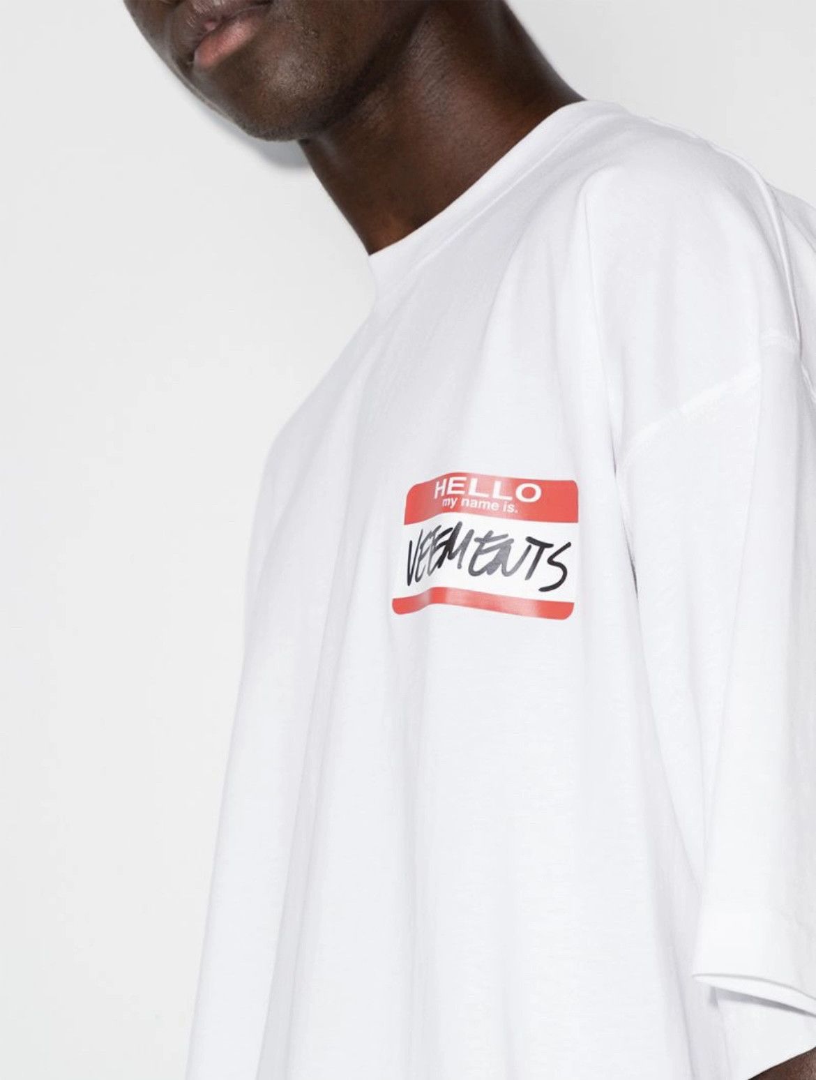 Vetements VETEMENTS Oversize Size S T-shirt - dmc Size US S / EU 44-46 / 1 - 3 Thumbnail