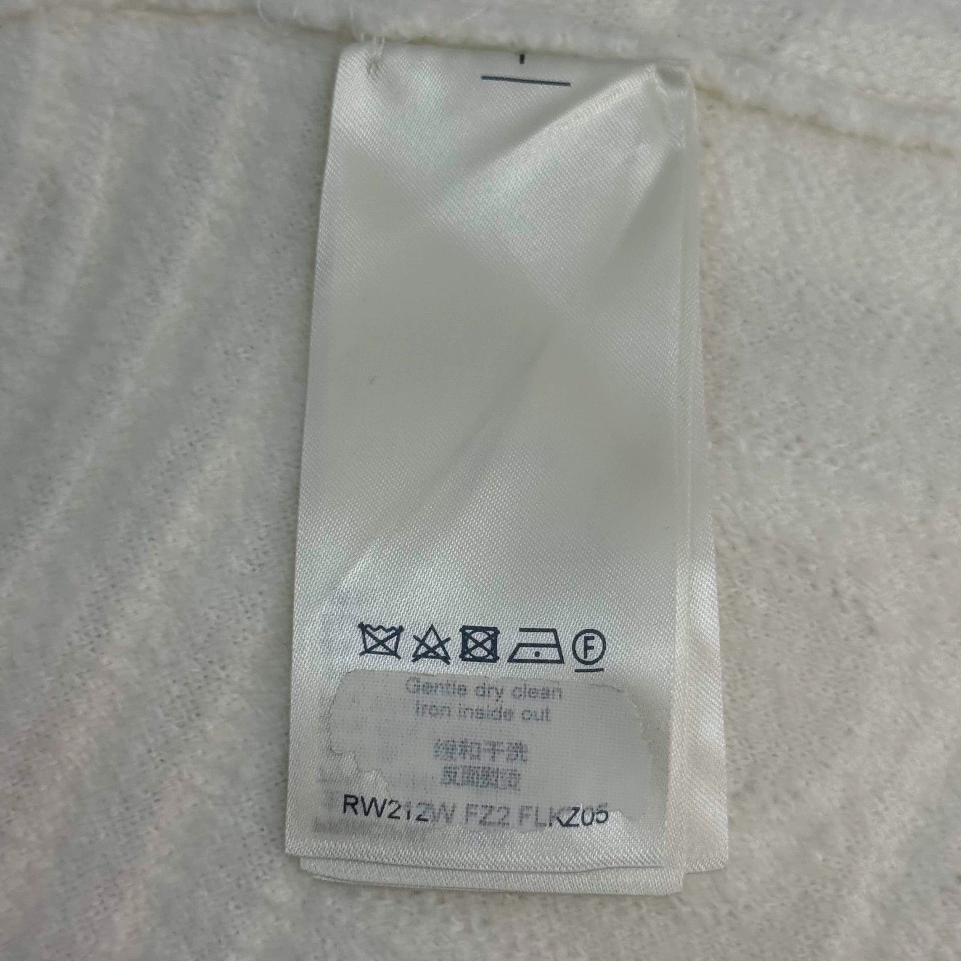 Louis Vuitton Louis Vuitton White Logo Wool Skirt - dmc Size US 26 / EU 42 - 6 Thumbnail