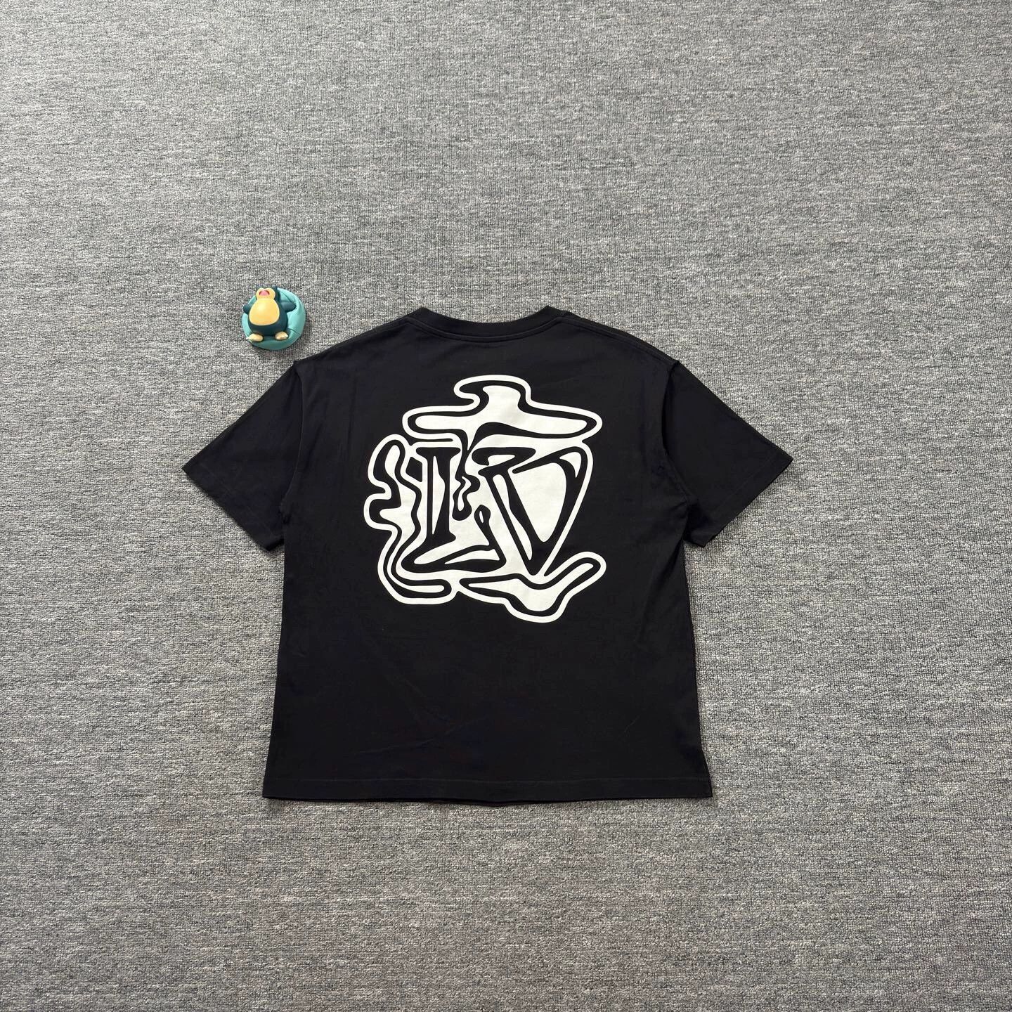Louis Vuitton LV Black Smoke Short Sleeve Tee - dmc Size US M / EU 48-50 / 2 - 2 Thumbnail
