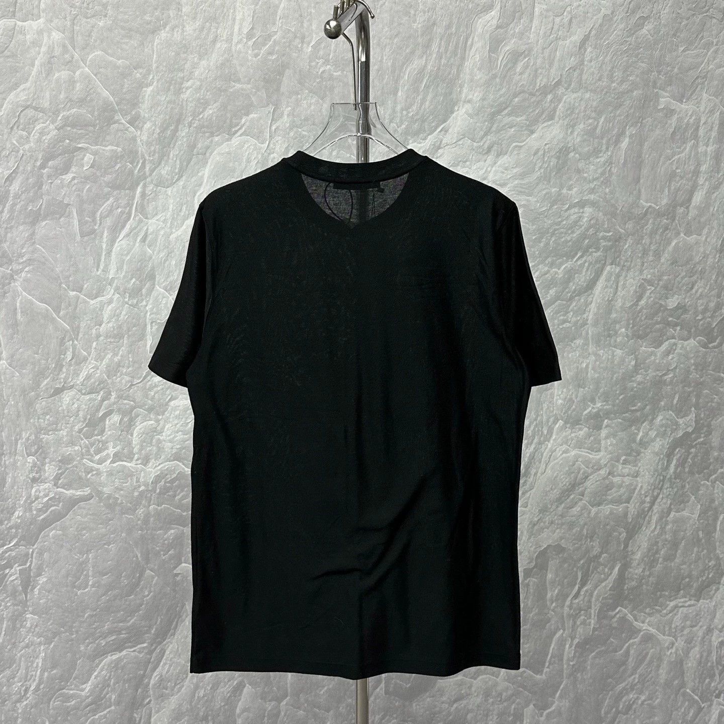 Louis Vuitton Louis Vuitton Floral Flock Print T-shirt - dmc Size US XL / EU 56 / 4 - 2 Thumbnail