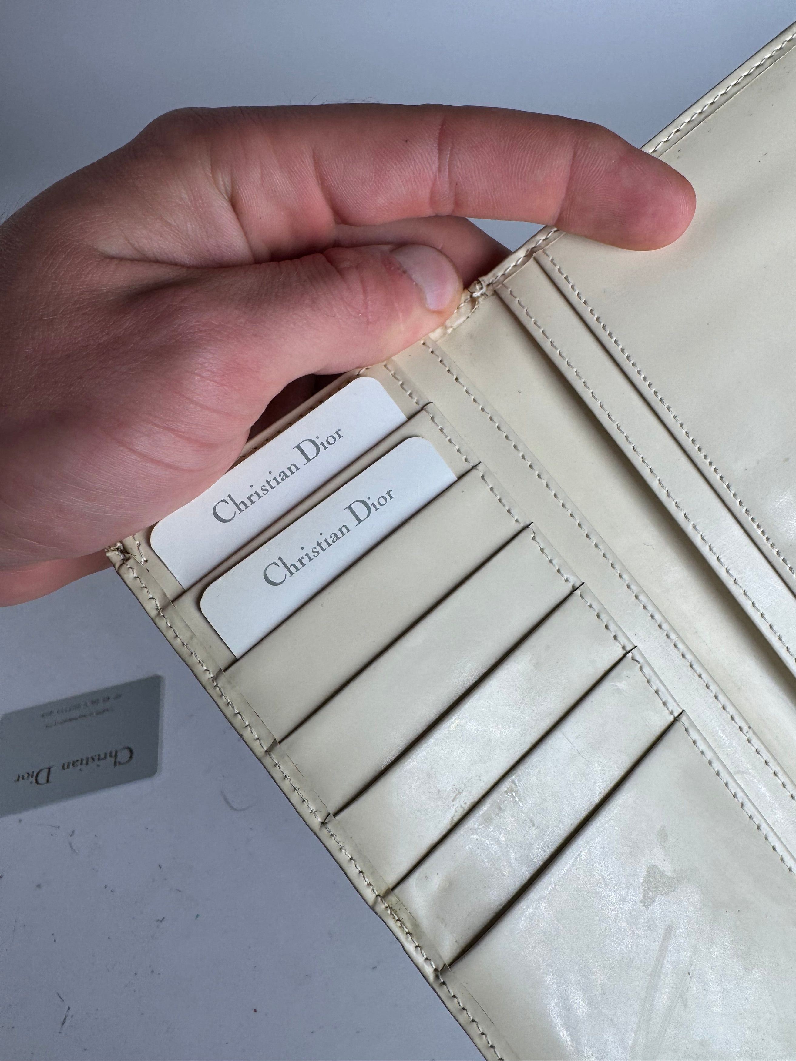Dior Vintage Patent Leather Wallet White Size ONE SIZE - 5 Thumbnail