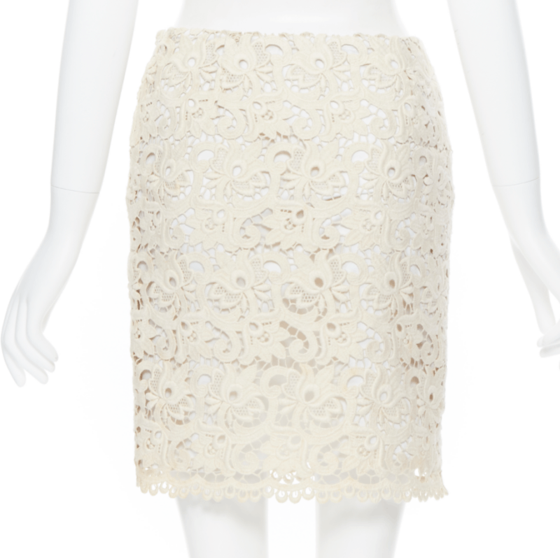 Michael Kors MICHAEL KORS COLLECTION beige embroidered lace fited skirt US2 26" Size 27" / US 4 / IT 40 - 6 Thumbnail