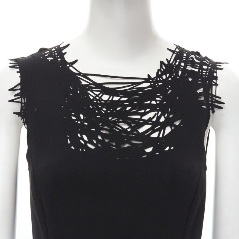 Oscar De La Renta OSCAR DE LA RENTA laser cut scribble cut out scuba sheath pencil dress S Size S / US 4 / IT 40 - 2 Thumbnail