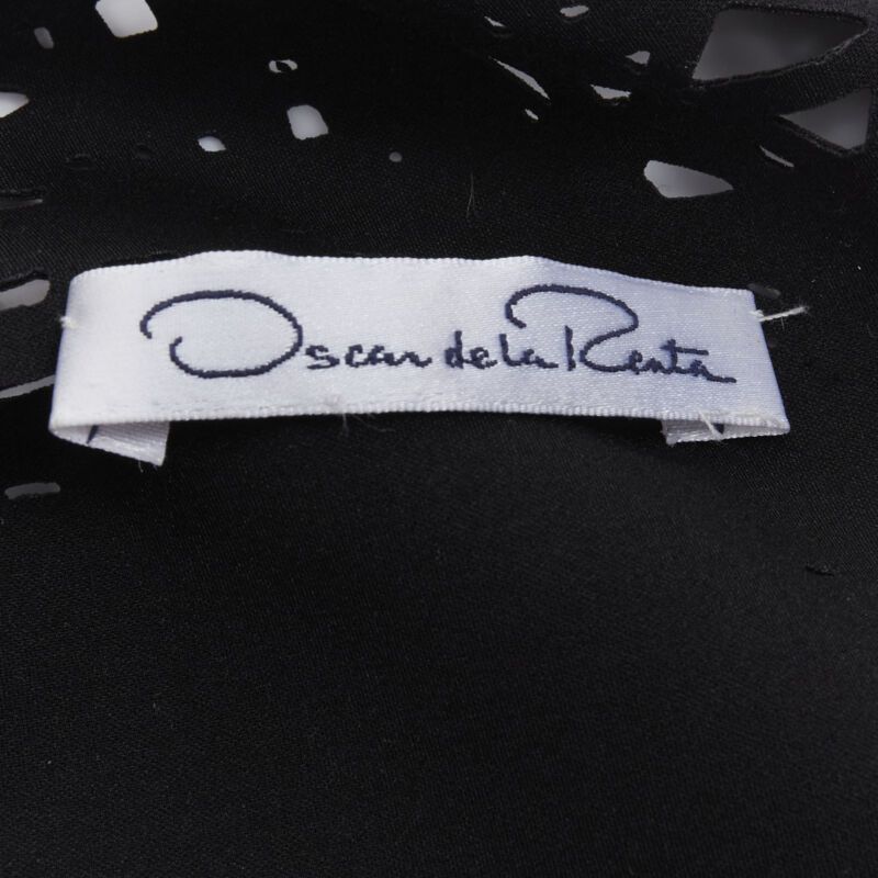 Oscar De La Renta OSCAR DE LA RENTA laser cut scribble cut out scuba sheath pencil dress S Size S / US 4 / IT 40 - 9 Thumbnail