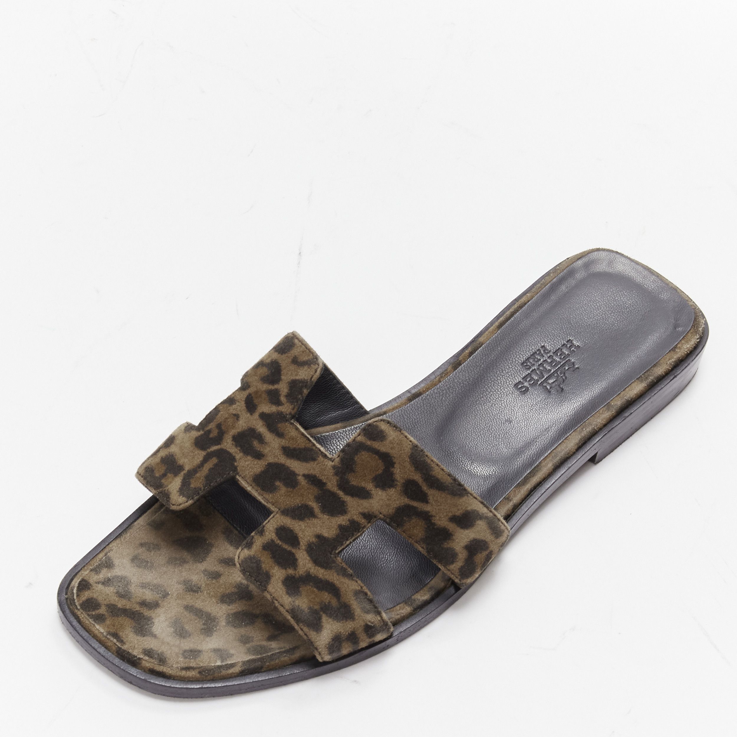 Hermes HERMES Oran H logo signature brown leopard print leather sandals EU37 Size US 7 / IT 37 - 7 Thumbnail