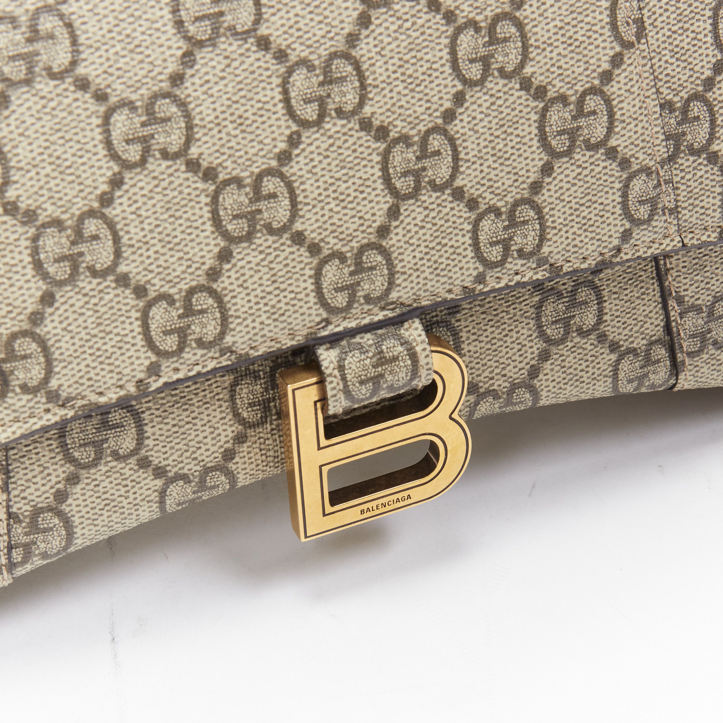 Gucci new GUCCI BALENCIAGA Hourglass Hacker Project Runway GG monogram canvas B buckle crossbody bag Size ONE SIZE - 8 Thumbnail