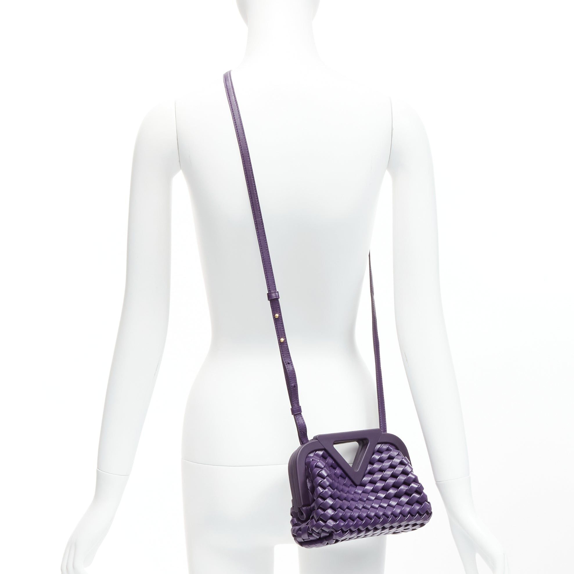 Bottega Veneta BOTTEGA VENETA Point purple Intrecciato woven leather triangle handle crossbody bag Size ONE SIZE - 2 Thumbnail