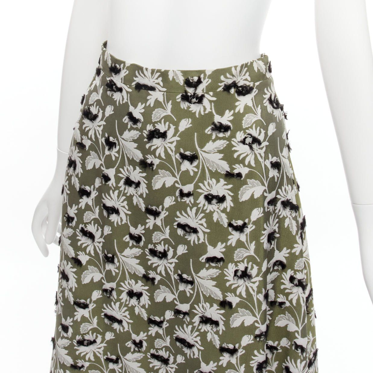 Balenciaga BALENCIAGA 2015 grey green black fringe embellishment white floral midi skirt FR36 S Size 27" / US 4 / IT 40 - 3 Thumbnail