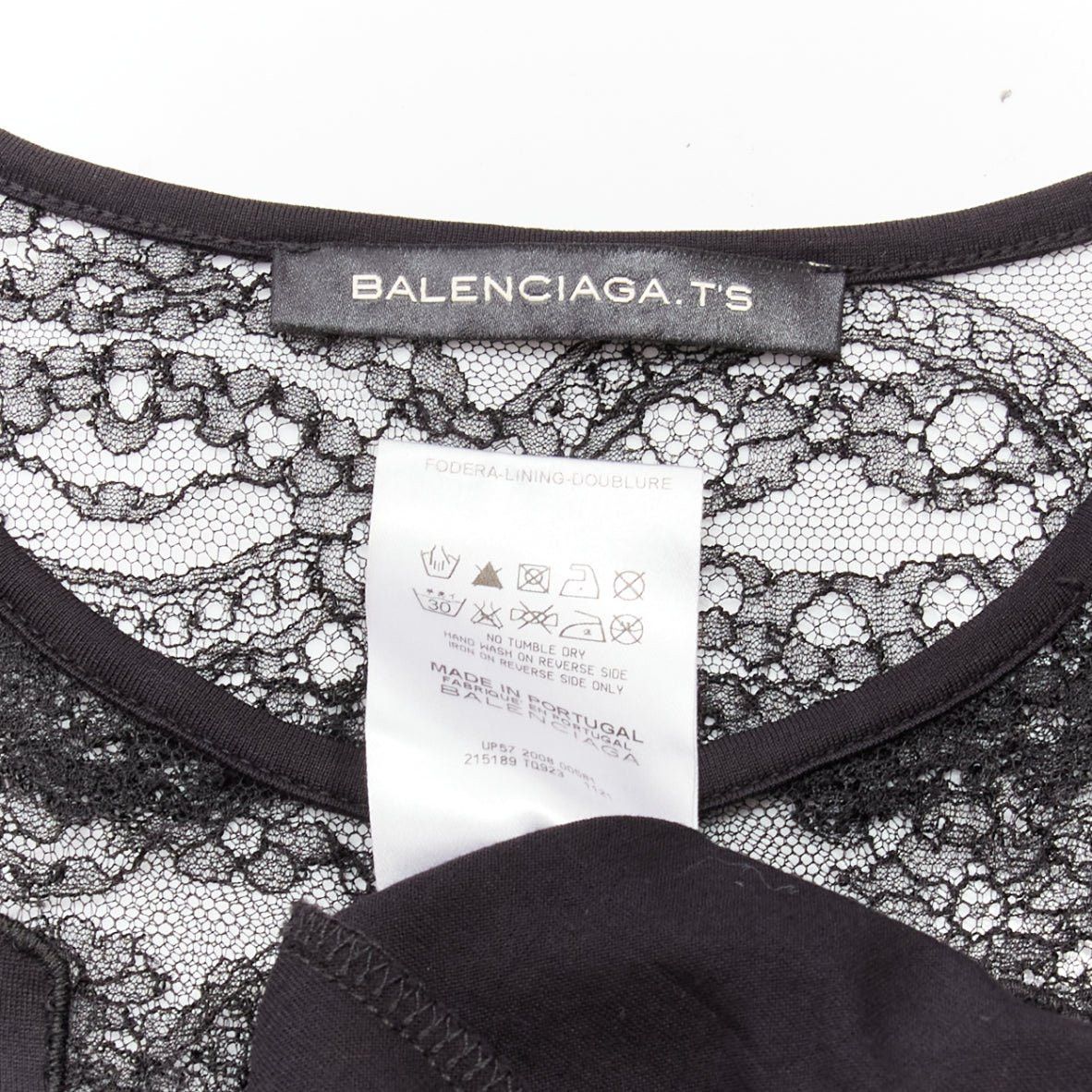 Balenciaga BALENCIAGA T'S 2008 black lace shoulder insert black tshirt top FR38 M Size M / US 6-8 / IT 42-44 - 8 Thumbnail