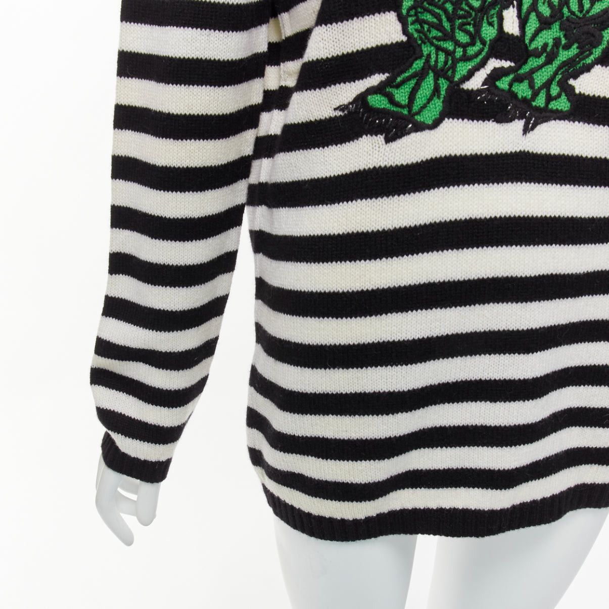 Dior DIOR 2023 Runway 100% cashmere black white green dinosaur sweater FR38 M Size M / US 6-8 / IT 42-44 - 7 Thumbnail