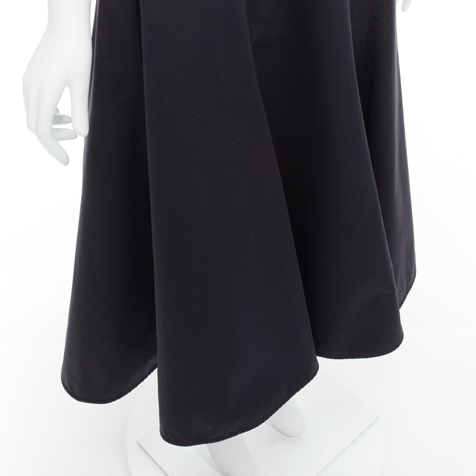 Jil Sander JIL SANDER black cotton silk cape back cut out V-neck Aline midi dress FR32 XXS Size XS / US 0-2 / IT 36-38 - 7 Thumbnail