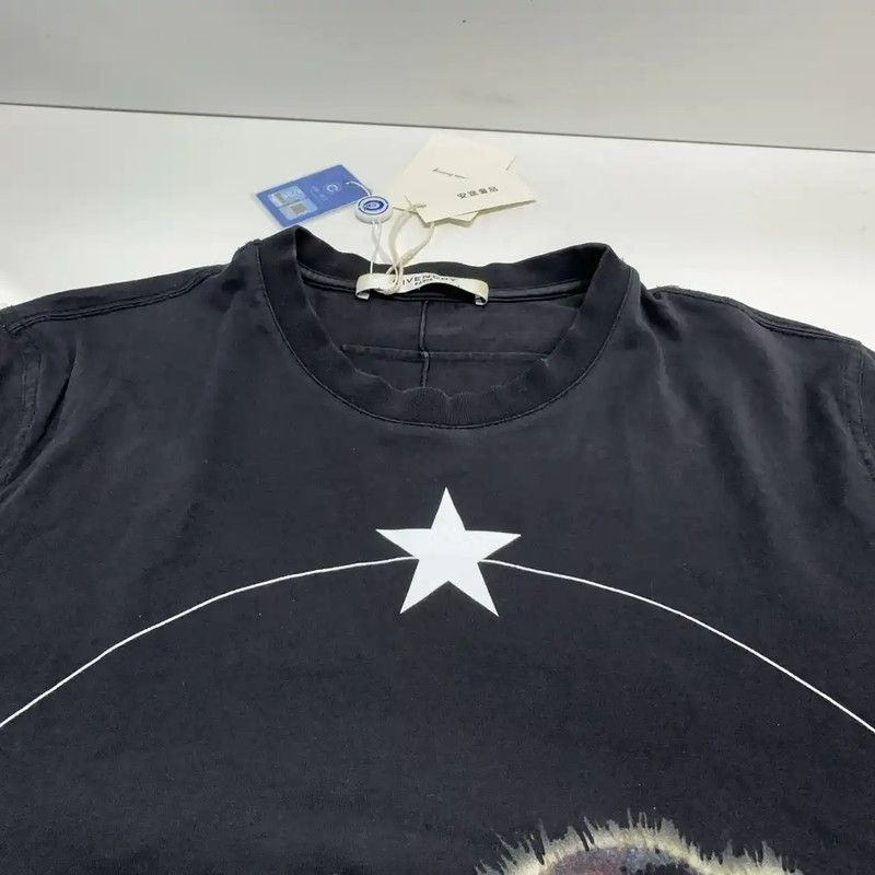 Givenchy Givenchy Men's Black Cotton T-Shirt 0089 Size US M / EU 48-50 / 2 - 5 Thumbnail
