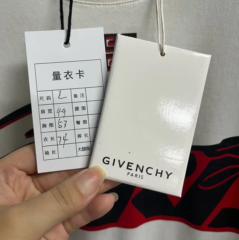 Givenchy Givenchy White Cotton Men's T-shirt with Logo 0089 Size US L / EU 52-54 / 3 - 5 Thumbnail