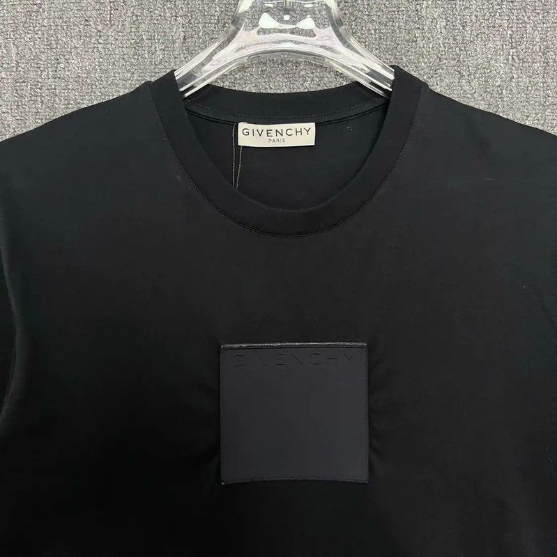 Givenchy Givenchy Black Cotton Men's T-Shirt 0089 Size US L / EU 52-54 / 3 - 4 Thumbnail