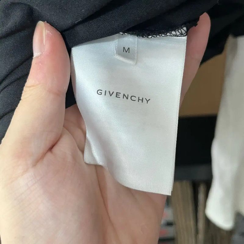 Givenchy Givenchy Men's Black Cotton T-shirt 0089 Size US M / EU 48-50 / 2 - 6 Thumbnail